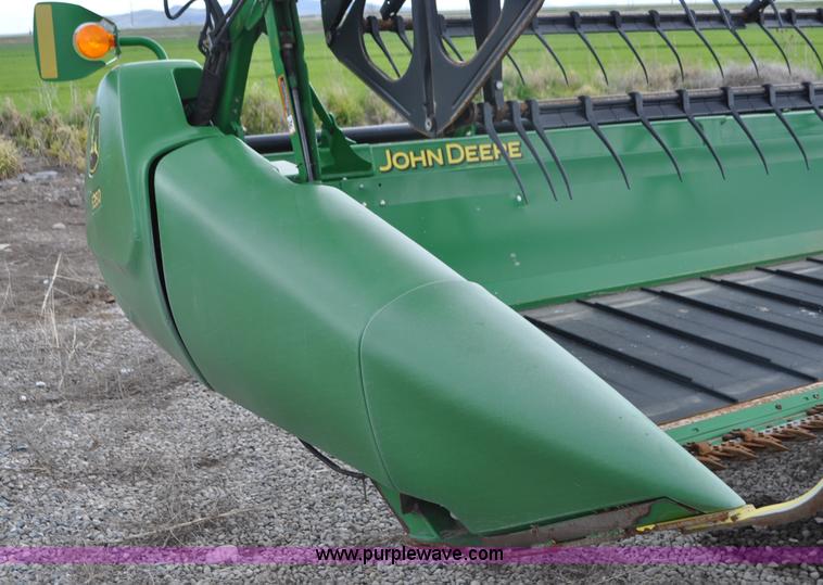image for item G7368 John Deere 635D draper head