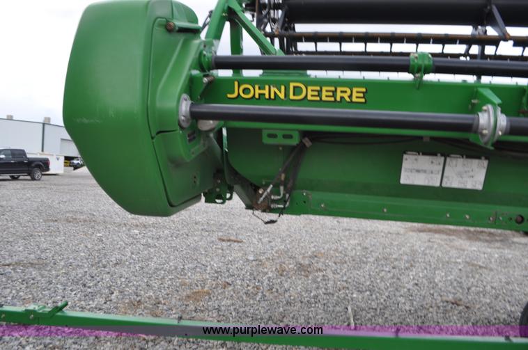 image for item G7368 John Deere 635D draper head