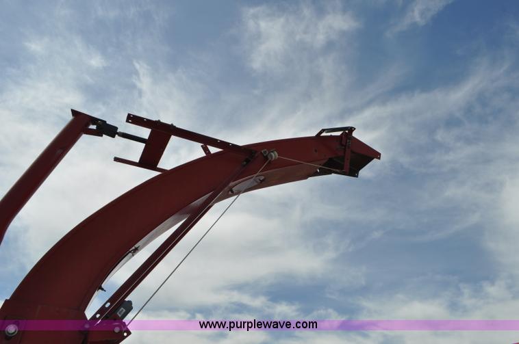 image for item G7370 2005 Case IH FHX300 forage harvester and silage trailer