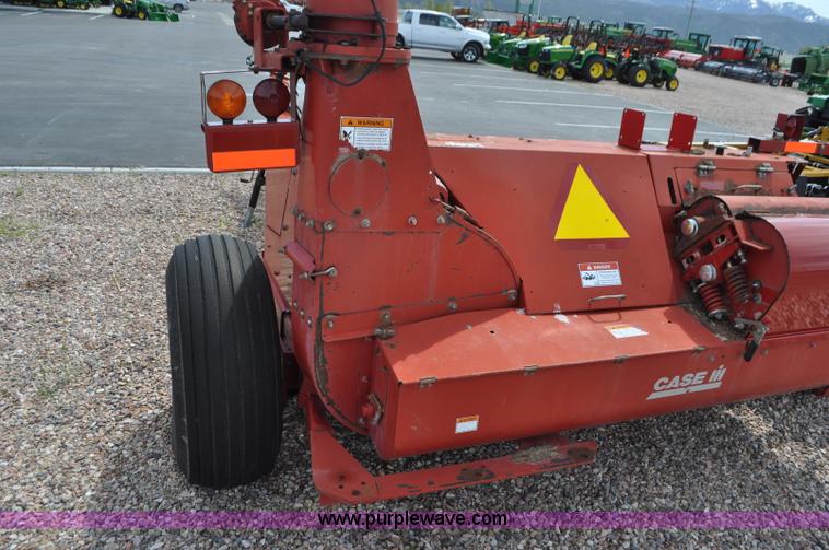 image for item G7370 2005 Case IH FHX300 forage harvester and silage trailer