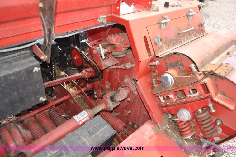 image for item G7370 2005 Case IH FHX300 forage harvester and silage trailer