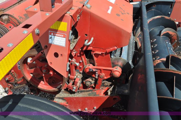 image for item G7370 2005 Case IH FHX300 forage harvester and silage trailer