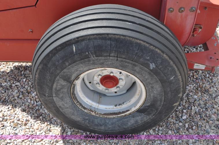 image for item G7370 2005 Case IH FHX300 forage harvester and silage trailer