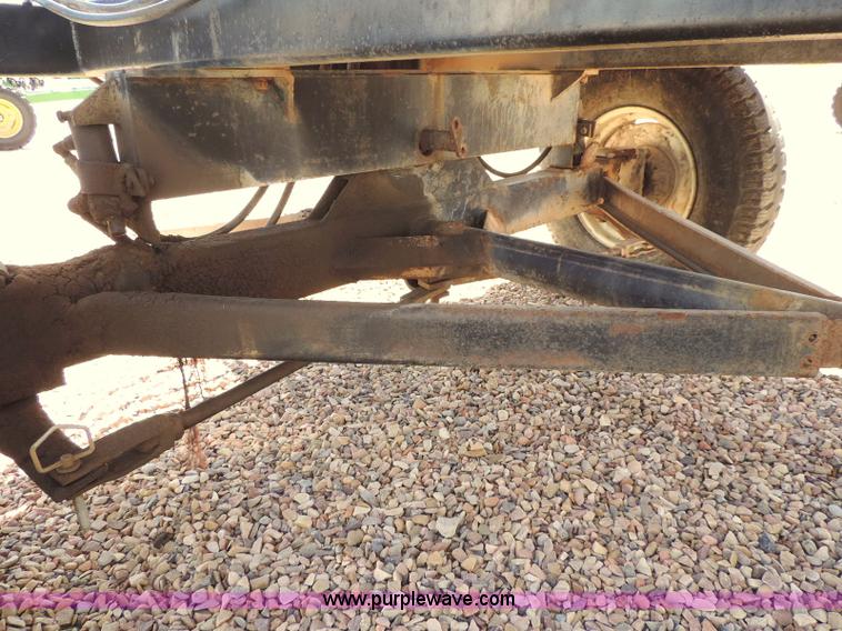 image for item G7370 2005 Case IH FHX300 forage harvester and silage trailer