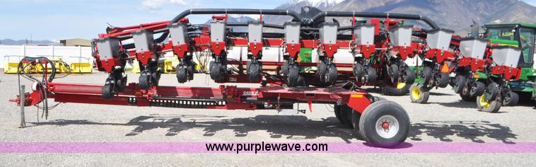 image for item G7371 Case IH 1200 planter