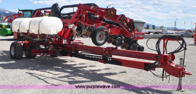 image for item G7371 Case IH 1200 planter