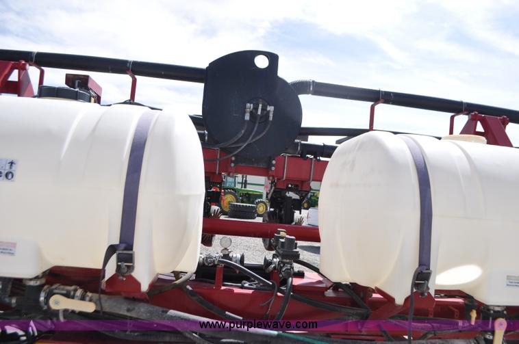 image for item G7371 Case IH 1200 planter