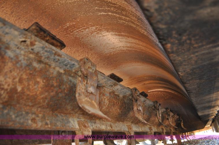 image for item G7374 Loftness shredder