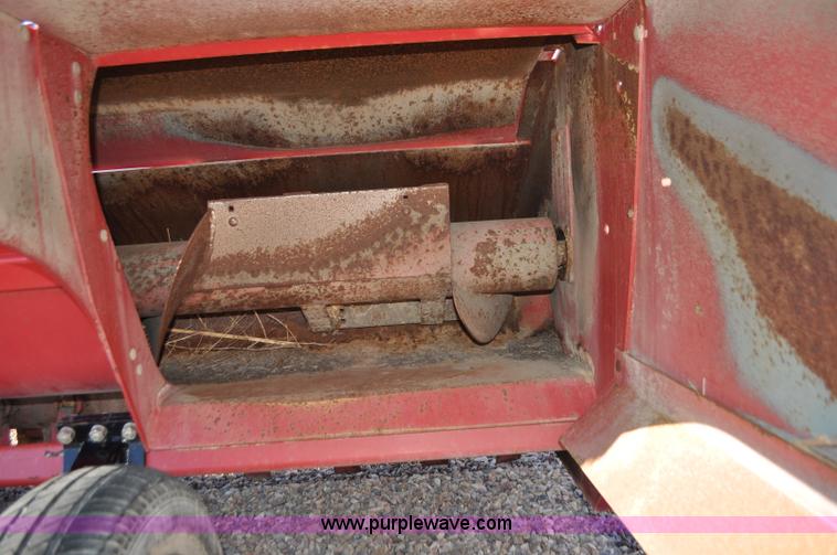 image for item G7375 Hiniker 5610 shredder/windrower