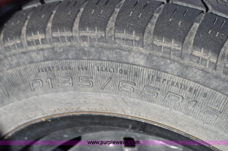 image for item G7375 Hiniker 5610 shredder/windrower