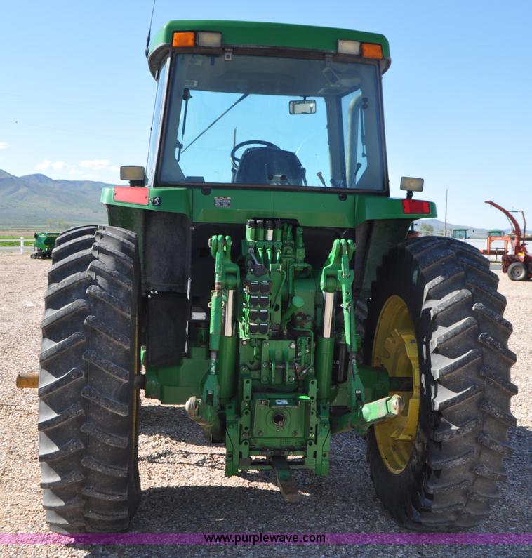 image for item G7378 1998 John Deere 7810 MFWD tractor