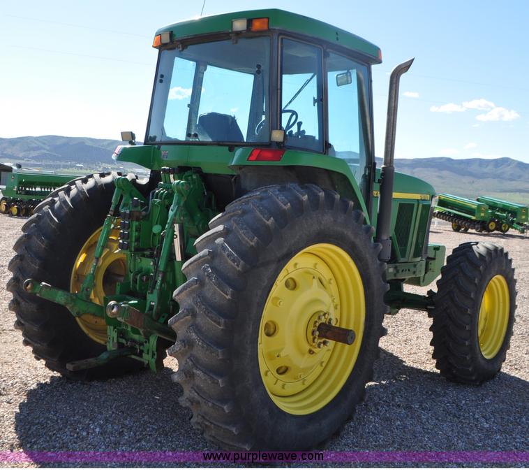 image for item G7378 1998 John Deere 7810 MFWD tractor