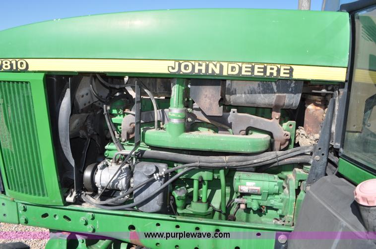 image for item G7378 1998 John Deere 7810 MFWD tractor