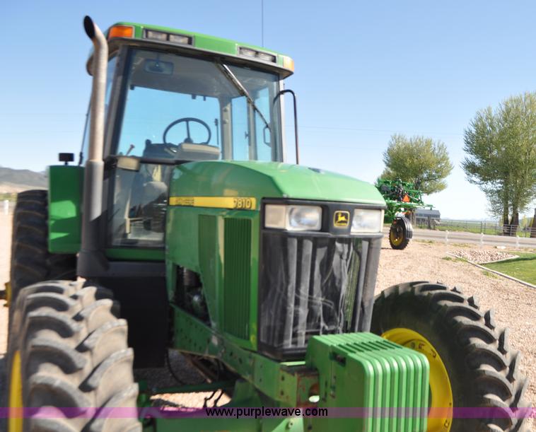 image for item G7378 1998 John Deere 7810 MFWD tractor
