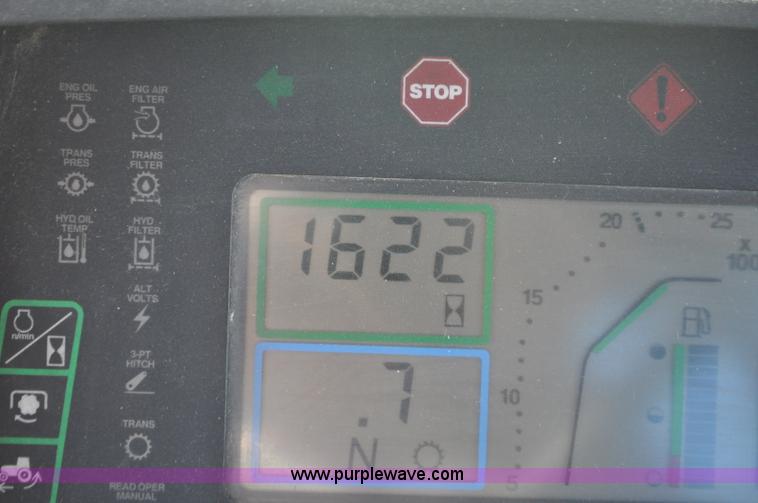 image for item G7378 1998 John Deere 7810 MFWD tractor