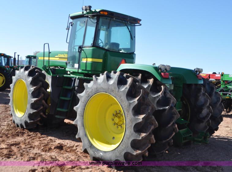 image for item G7380 2006 John Deere 9320 4WD tractor