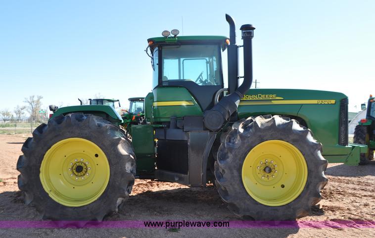 image for item G7380 2006 John Deere 9320 4WD tractor