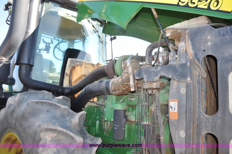 image for item G7380 2006 John Deere 9320 4WD tractor