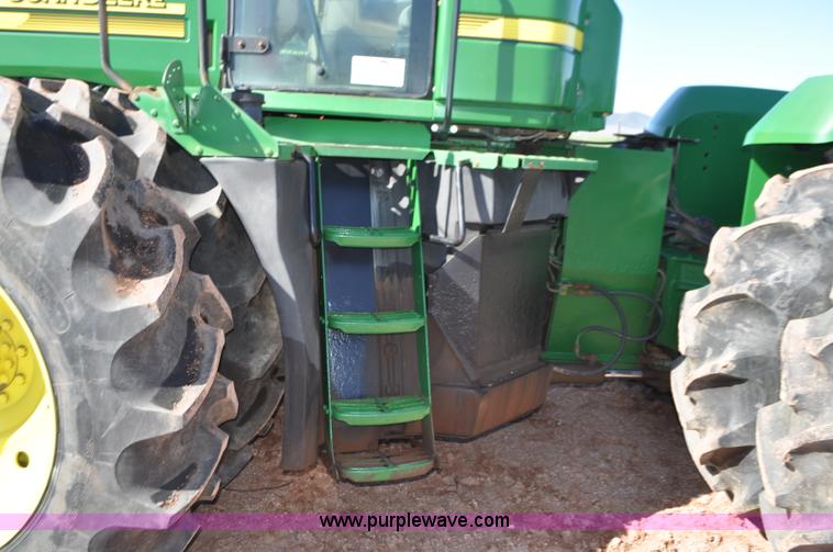 image for item G7380 2006 John Deere 9320 4WD tractor