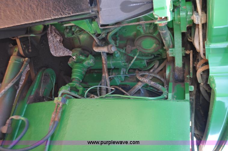 image for item G7380 2006 John Deere 9320 4WD tractor