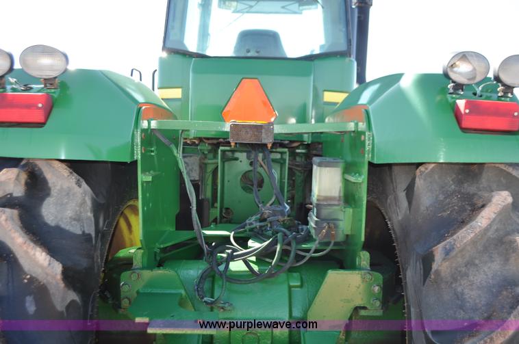 image for item G7380 2006 John Deere 9320 4WD tractor