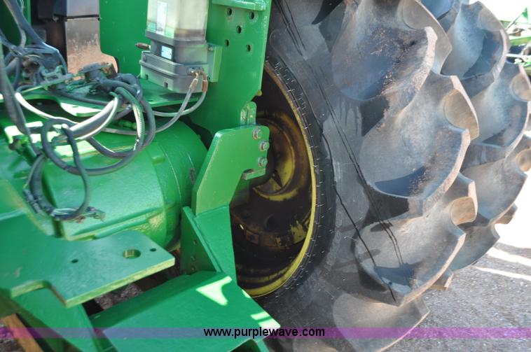 image for item G7380 2006 John Deere 9320 4WD tractor