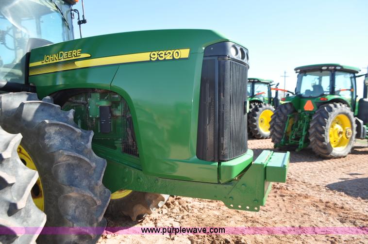 image for item G7380 2006 John Deere 9320 4WD tractor