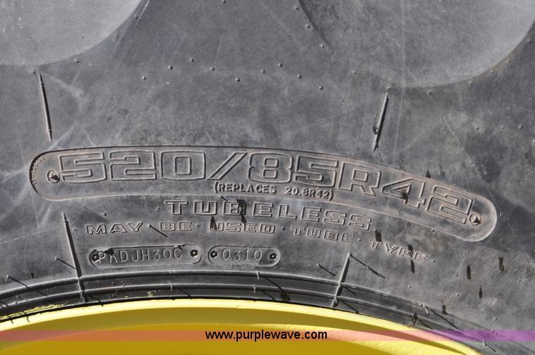 image for item G7380 2006 John Deere 9320 4WD tractor