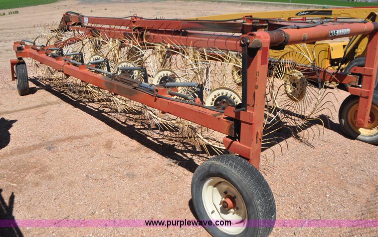 image for item G7382 H&S BF14HC bi-fold hay rake