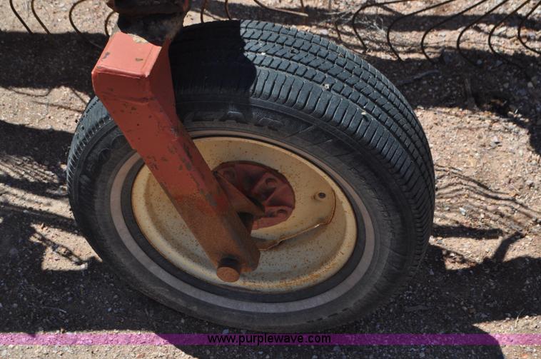 image for item G7382 H&S BF14HC bi-fold hay rake