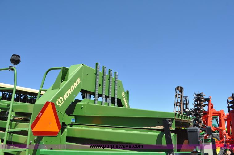 image for item G7384 2010 Krone 1290 HDP large square baler