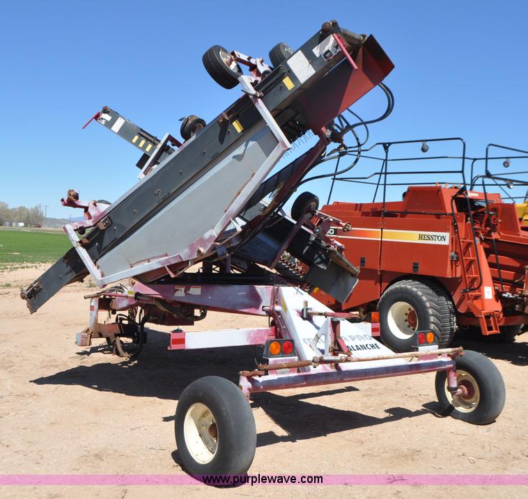 image for item G7385 Miller Pro 1416 Avalance hay merger