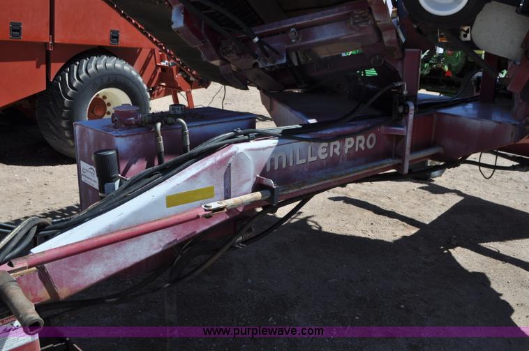 image for item G7385 Miller Pro 1416 Avalance hay merger