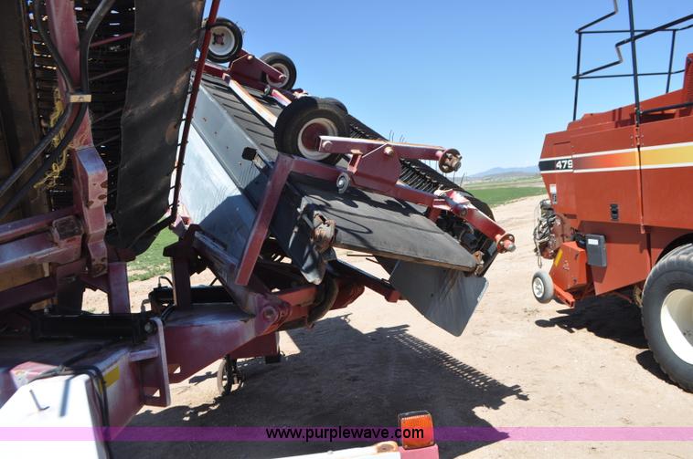 image for item G7385 Miller Pro 1416 Avalance hay merger