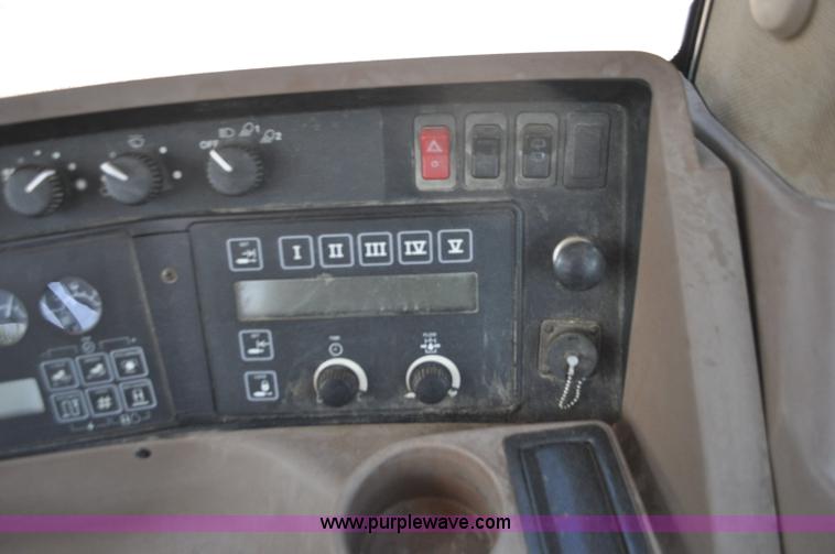 image for item G7393 1998 John Deere 8300 MFWD tractor