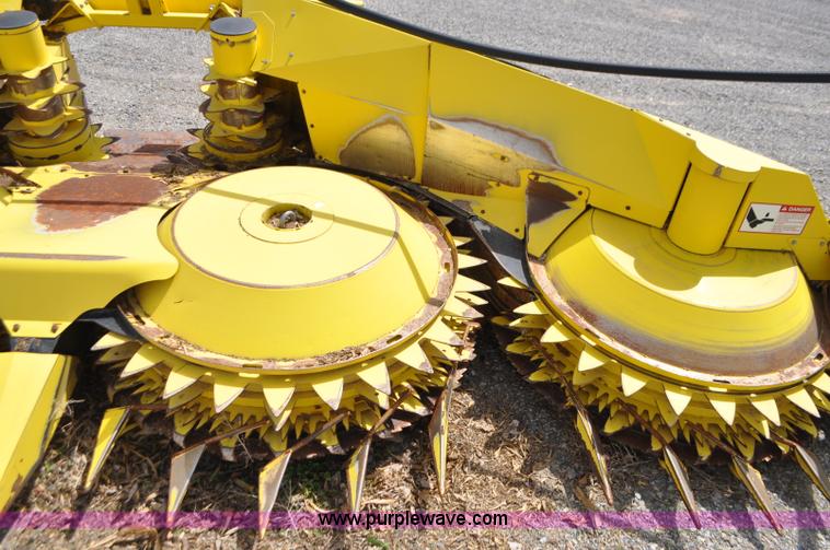 image for item G7394 2010 John Deere 678 rotary head