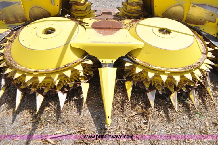 image for item G7394 2010 John Deere 678 rotary head