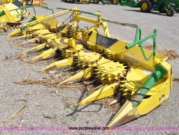 image for item G7395 2005 John Deere 688 rotary head