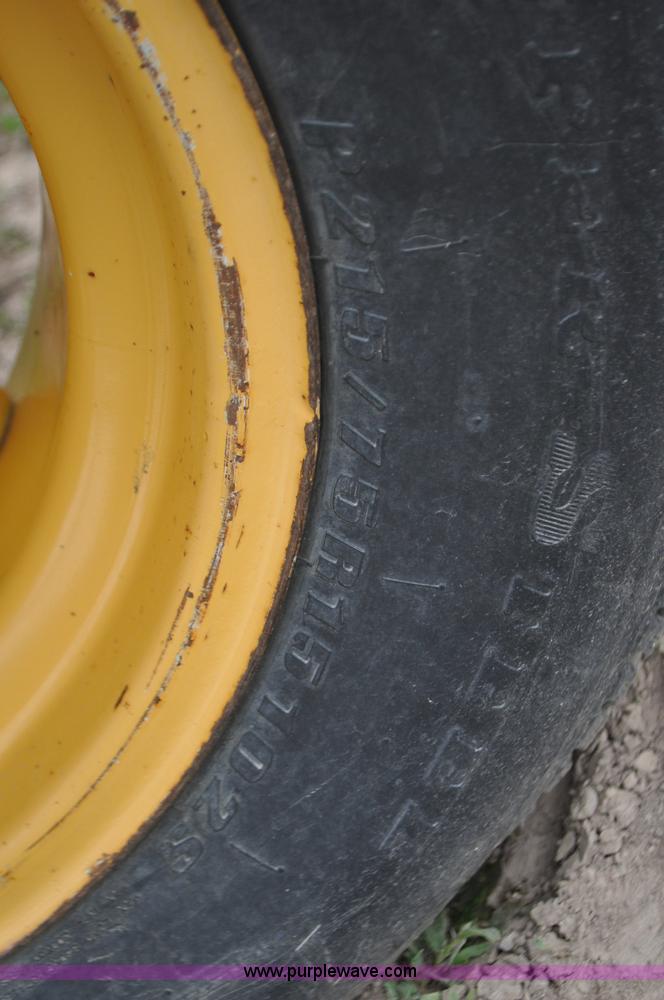 image for item G7398 Vermeer R24 twin hay rake