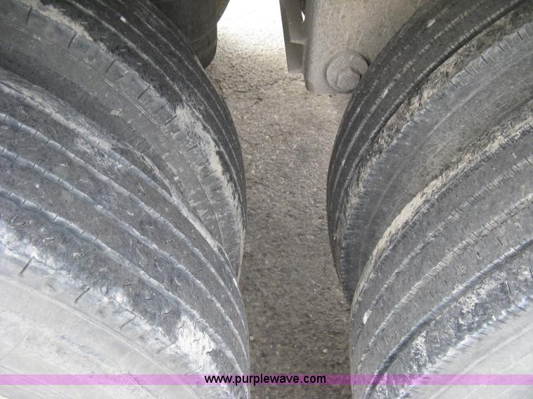 image for item J2831 1997 Timpte Super Hopper double hopper bottom grain trailer