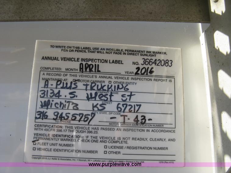 image for item J2832 1996 Wilson DWH-400 Pace Setter double hopper bottom grain trailer