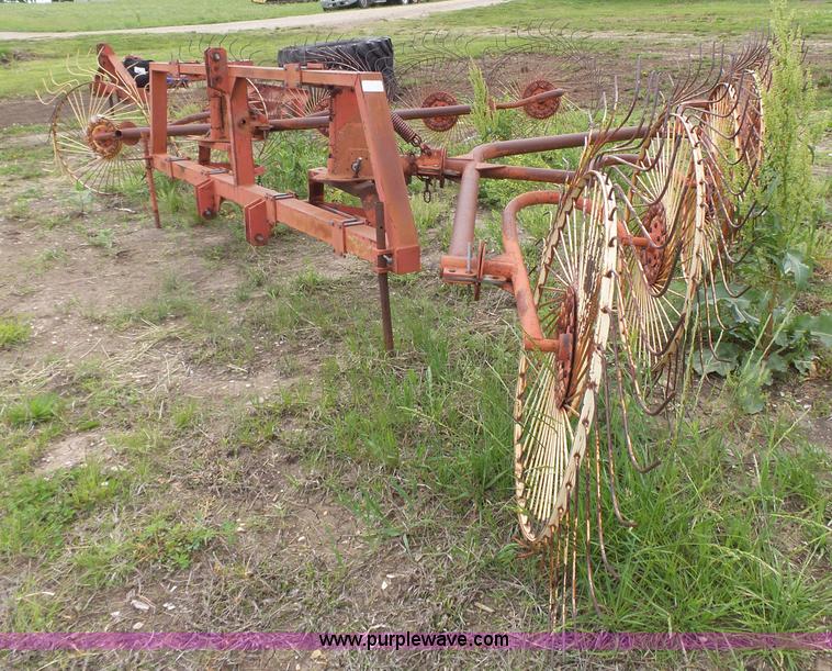 image for item J4969 Tonutti P5/79 hay rake