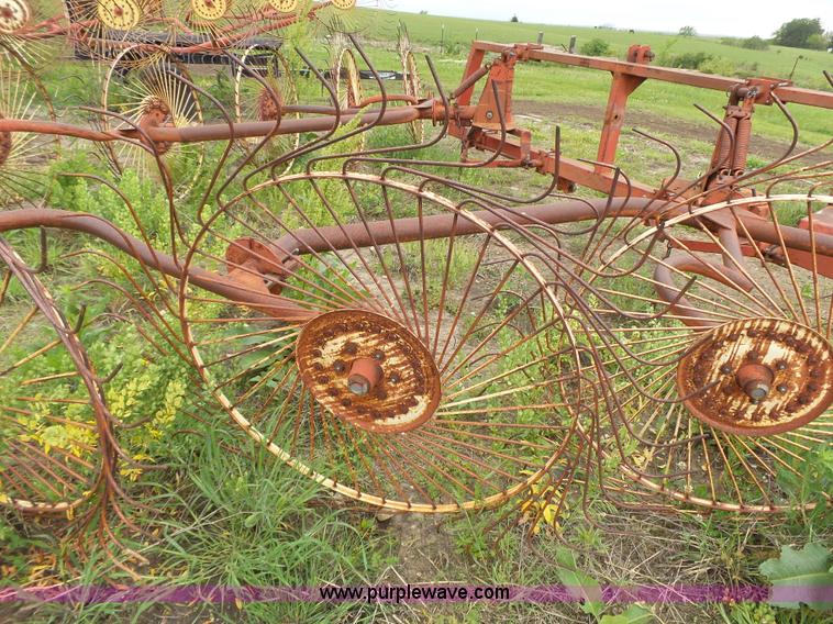 image for item J4969 Tonutti P5/79 hay rake