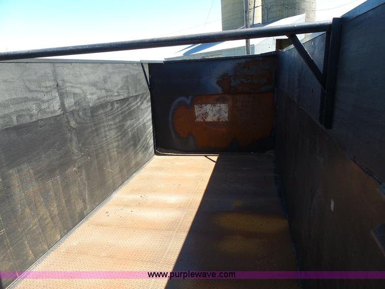 image for item J4972 Knapheide silage bed