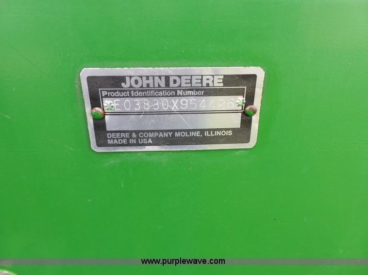 image for item J4977 1993 John Deere 3830 self-propelled windrower