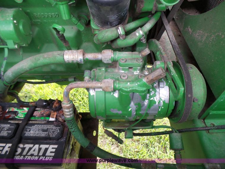 image for item J4977 1993 John Deere 3830 self-propelled windrower