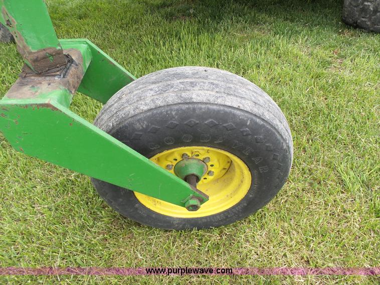 image for item J4977 1993 John Deere 3830 self-propelled windrower