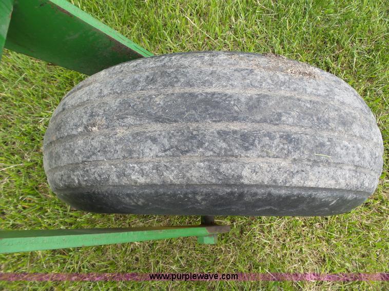 image for item J4977 1993 John Deere 3830 self-propelled windrower