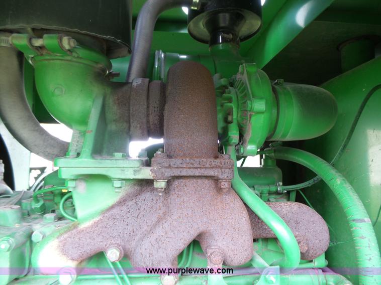 image for item J4977 1993 John Deere 3830 self-propelled windrower