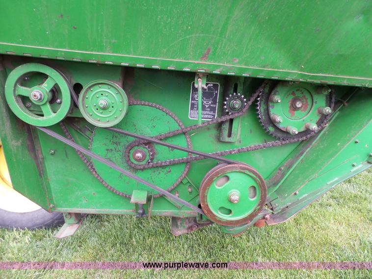 image for item J4977 1993 John Deere 3830 self-propelled windrower